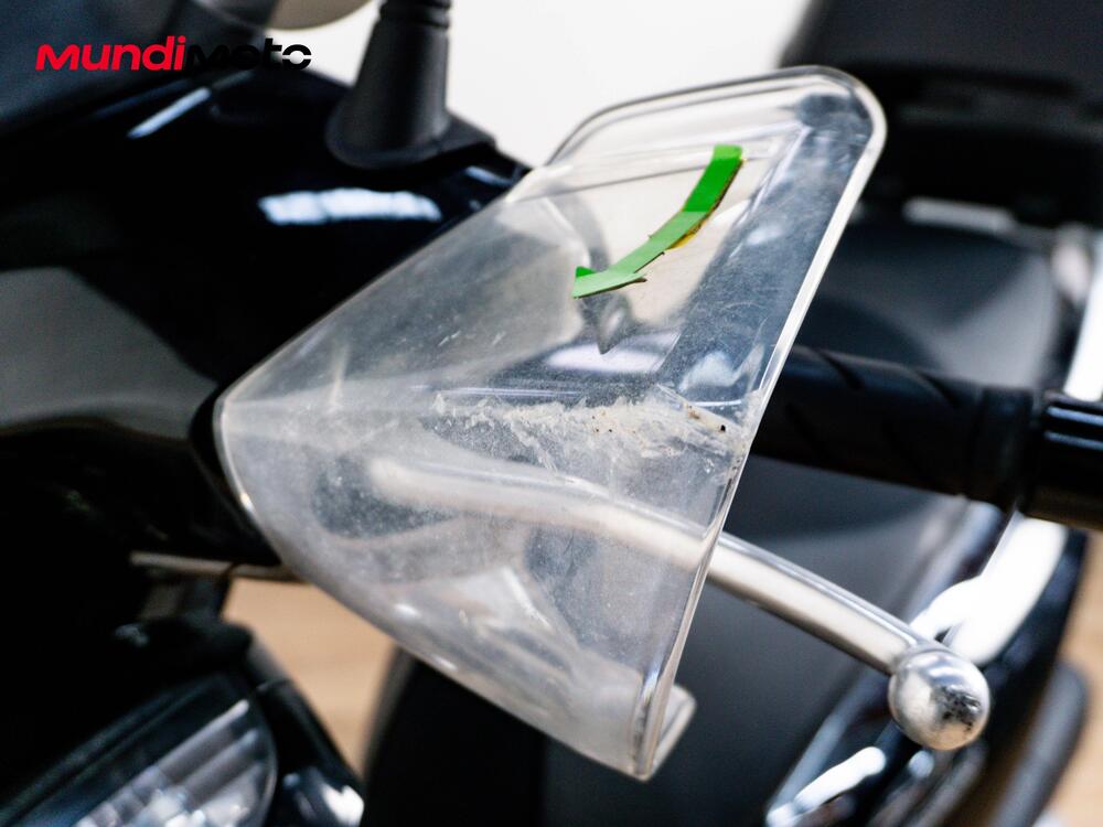 Honda SH 300 i ABS (2013 - 14) (18)