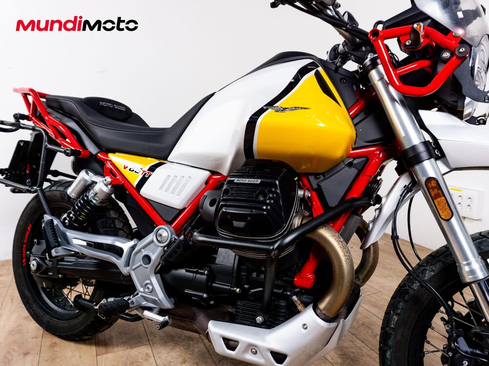 Moto Guzzi V85 TT (2024 - 26) (5)