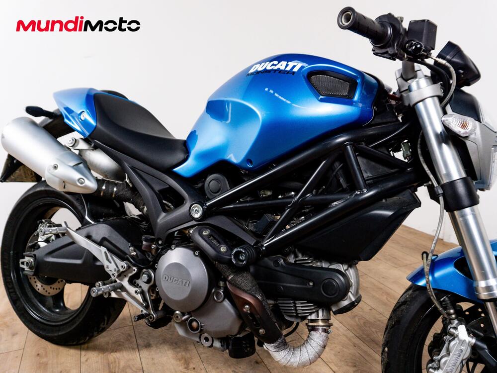 Ducati Monster 696 ABS (2009 - 14) (5)