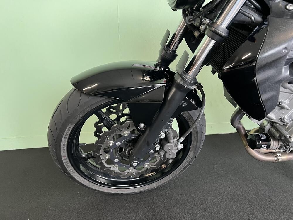 Suzuki Gladius 650 SFV (2009 - 15) (17)