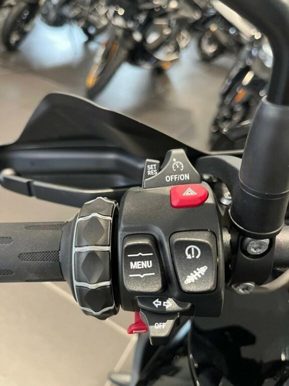 Bmw S 1000 XR (2024 - 26) (4)