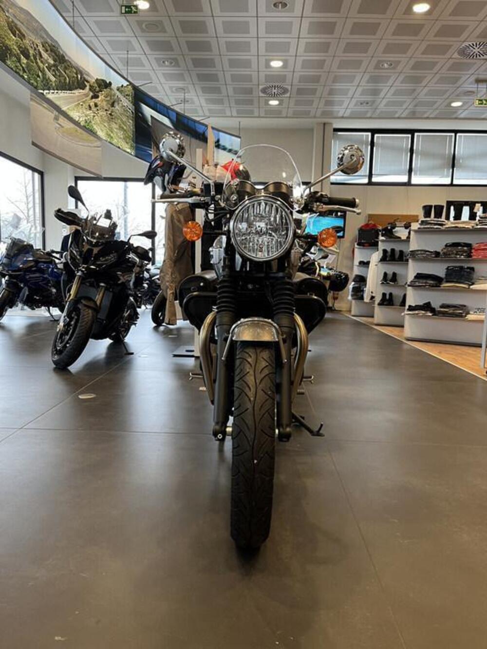 Triumph Bonneville T100 (2021 - 25) (7)