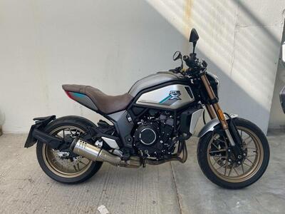 CFMOTO 700CL-X Heritage (2021 - 26) usata