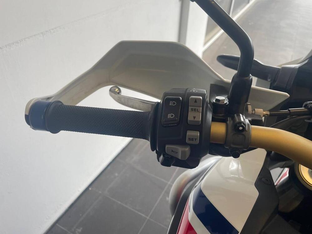 Honda Africa Twin CRF 1000L ABS Travel Edition (2016 - 17) (4)