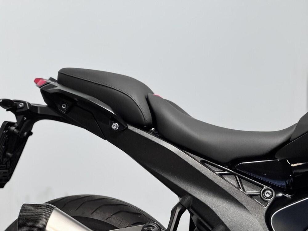 Bmw R 1300 R (2026) (4)