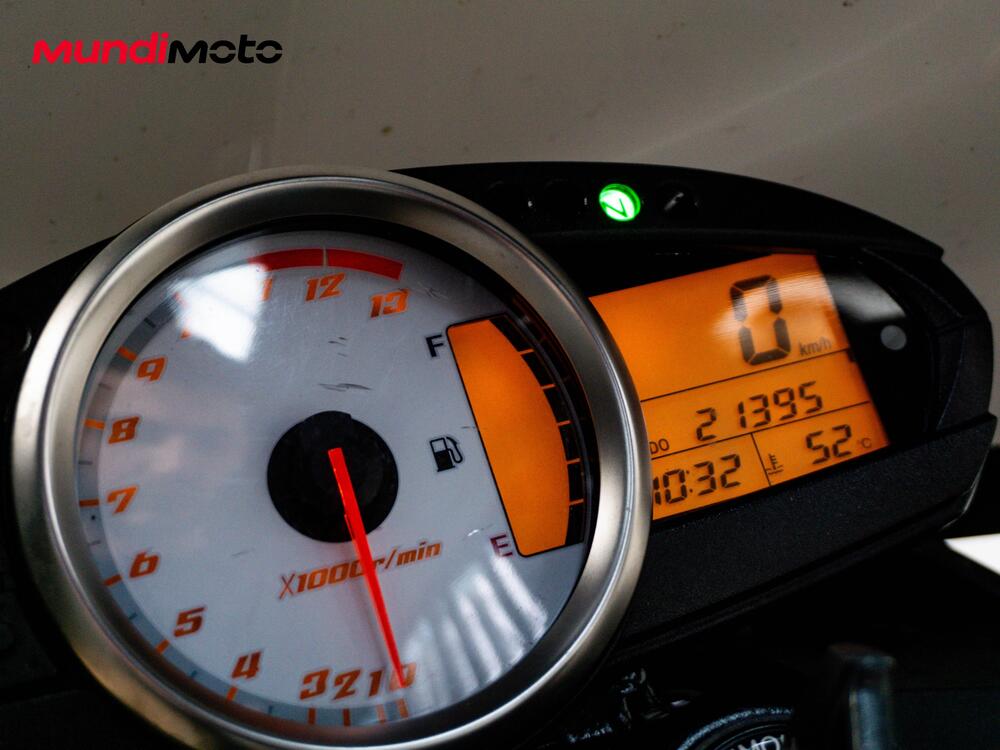 Kawasaki Z 1000 (2010 - 13) (12)