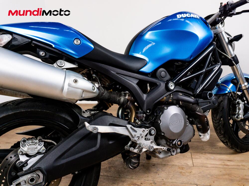 Ducati Monster 696 ABS (2009 - 14) (4)