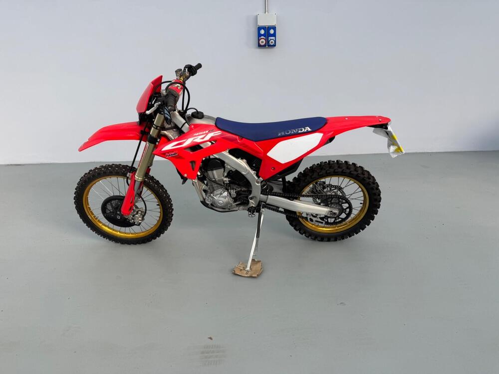 Honda CRF 450 R (2023) (2)