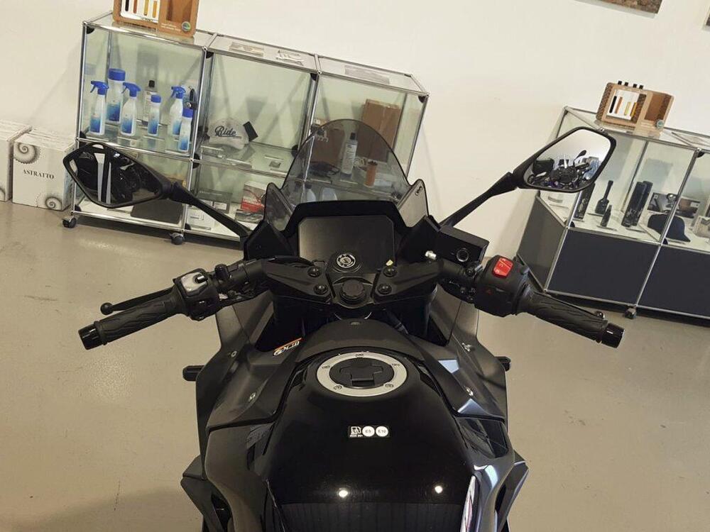 Suzuki GSX-8R (2024 - 26) (7)