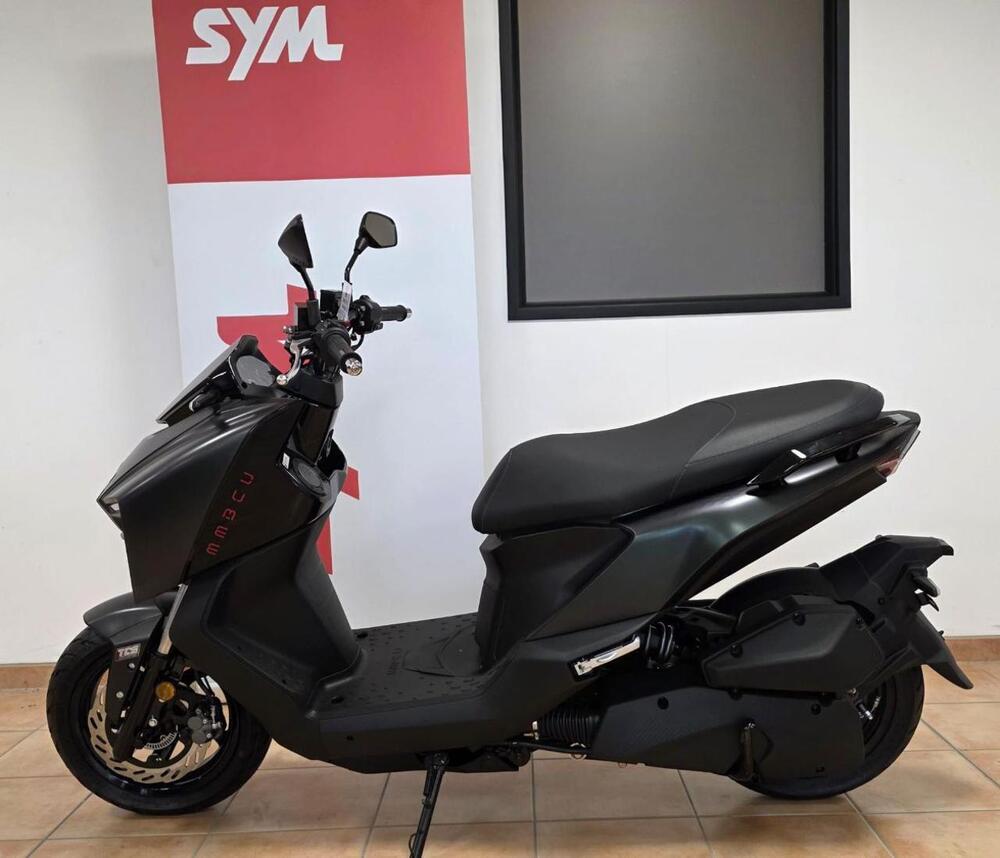 Sym MMBCU 125 (2025 - 26) (2)