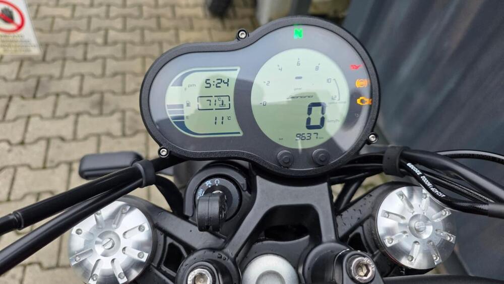 Benelli Leoncino 500 (2021 - 25) (5)