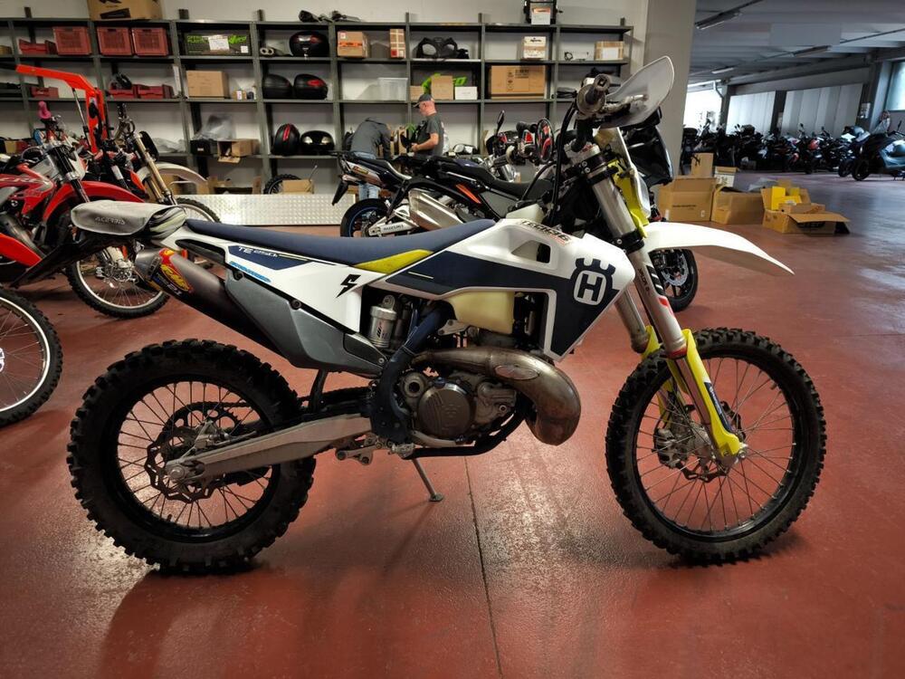 Husqvarna TE 250i (2020) (5)