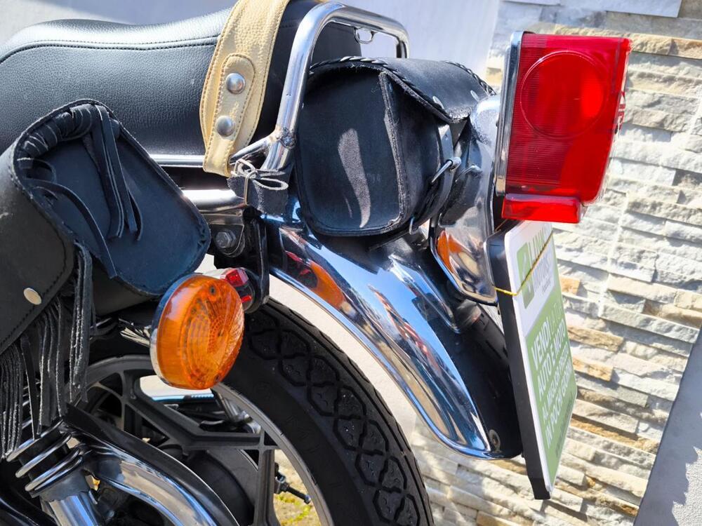 Suzuki SUZUKI GN 400E (3)