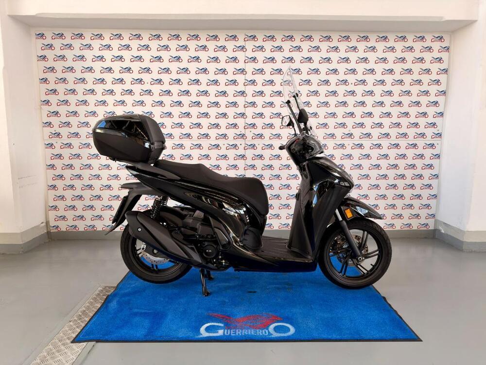 Honda SH 350i GT (2025 - 26) (3)