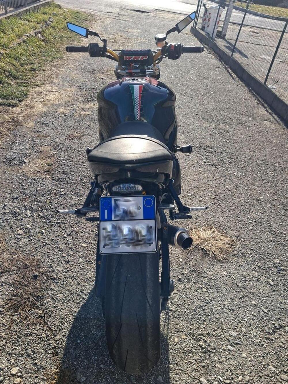 Yamaha YZF R1 (2000 - 01) (2)