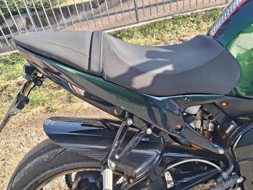 Yamaha YZF R1 (2000 - 01) (12)