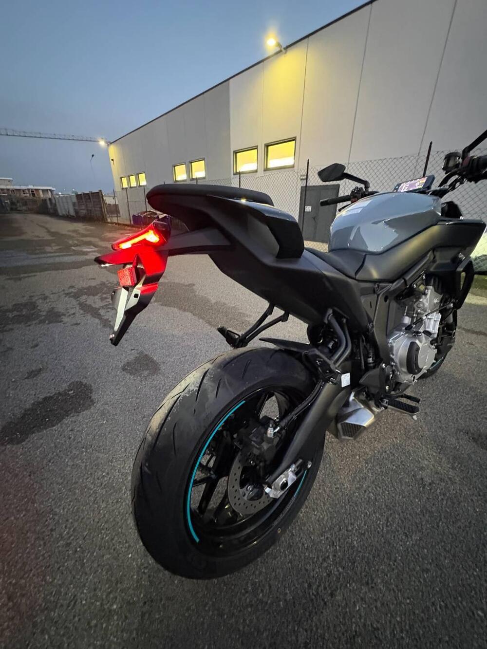 CFMOTO 675NK (2025 - 26) (3)