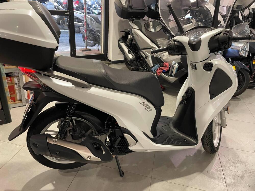 Honda SH 150 i (2017 - 19) (4)