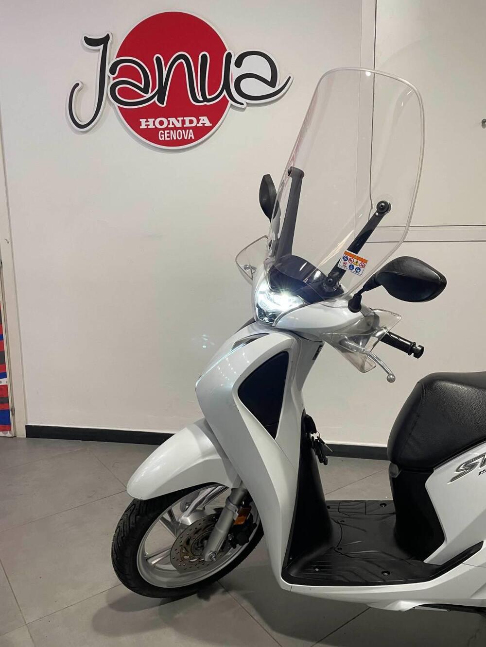 Honda SH 150 i (2017 - 19) (2)