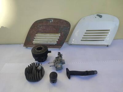 Set pezzi di ricambio usati originali vespa 50 spe Piaggio