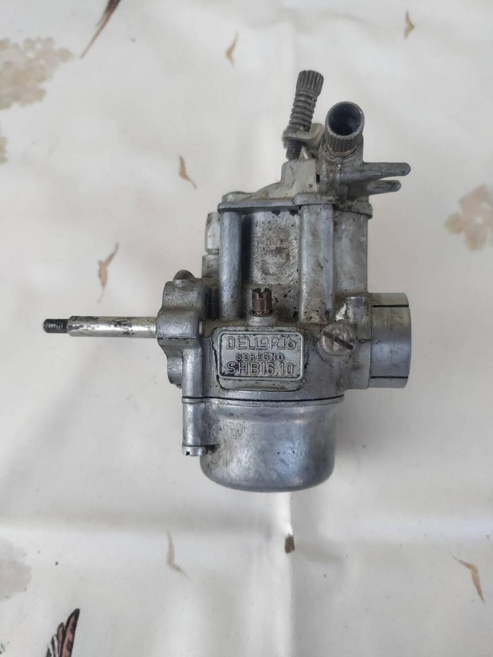 Set pezzi di ricambio usati originali vespa 50 spe Piaggio (16)