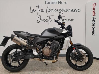 Husqvarna Svartpilen 801 (2024 - 26) usata