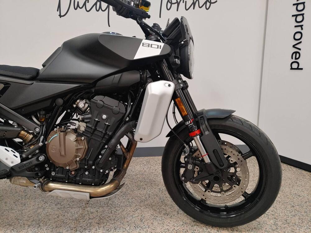 Husqvarna Svartpilen 801 (2024 - 26) (6)