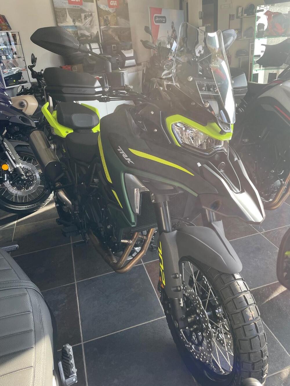 Benelli TRK 702X (2023 - 25) (2)