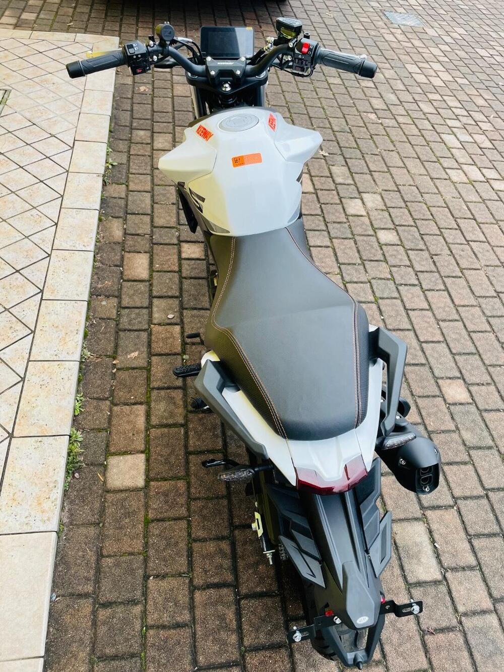 Keeway Motor RKS 125 (2025 - 26) (4)