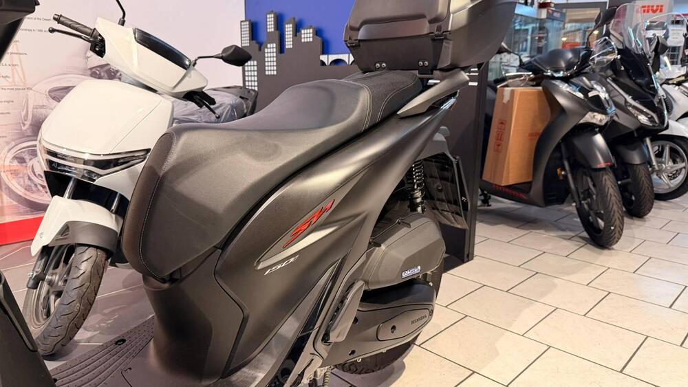 Honda SH 150i Sport (2022 - 23) (6)