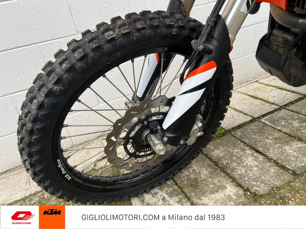 KTM 690 Enduro R (2022 - 25) (9)