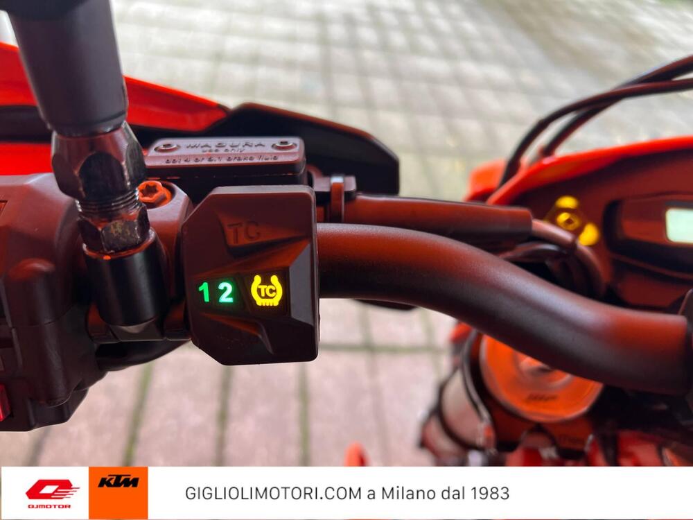 KTM 690 Enduro R (2022 - 25) (11)