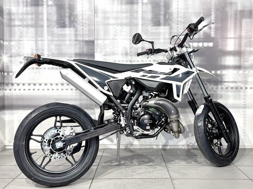 Betamotor RR 50 Motard Sport (2021 - 26) (8)