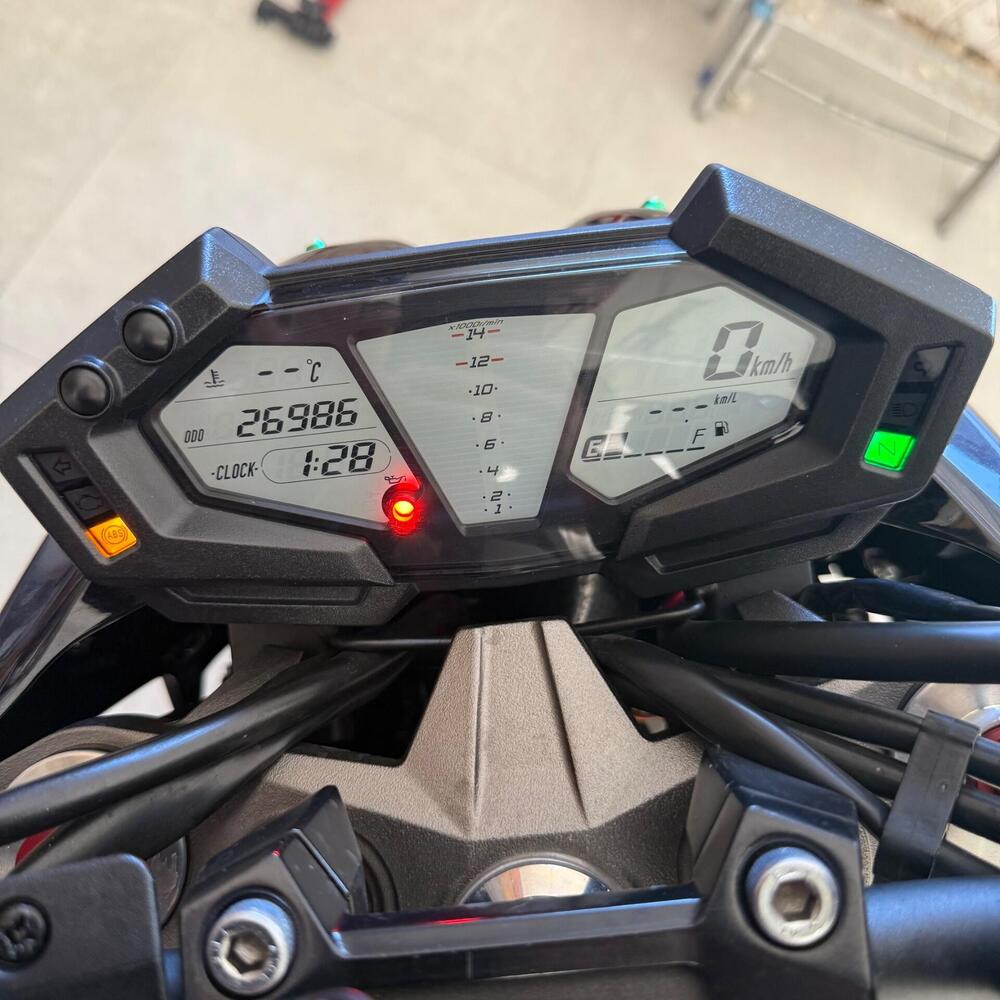 Kawasaki Z 800 ABS (2012 - 16) (6)