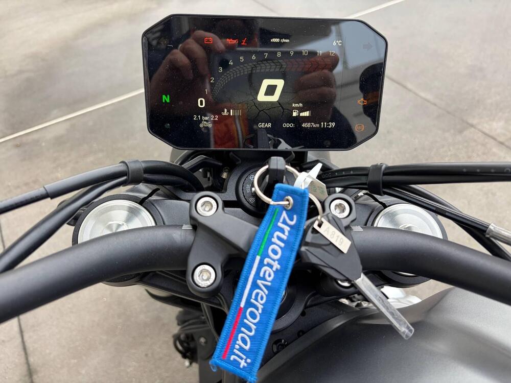 Voge Trofeo 500AC (2022 - 26) (2)