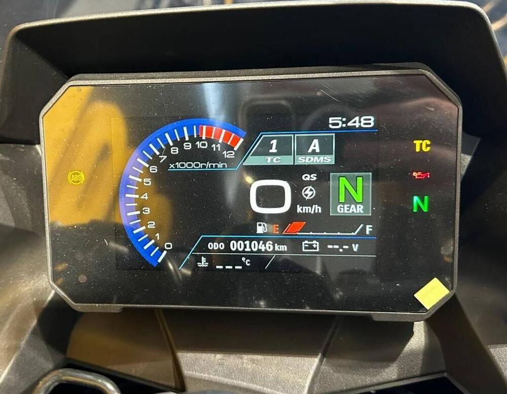 Suzuki GSX-8R (2024 - 26) (6)