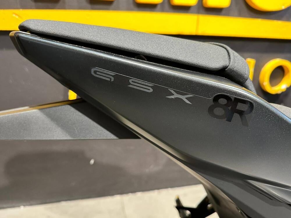 Suzuki GSX-8R (2024 - 26) (8)