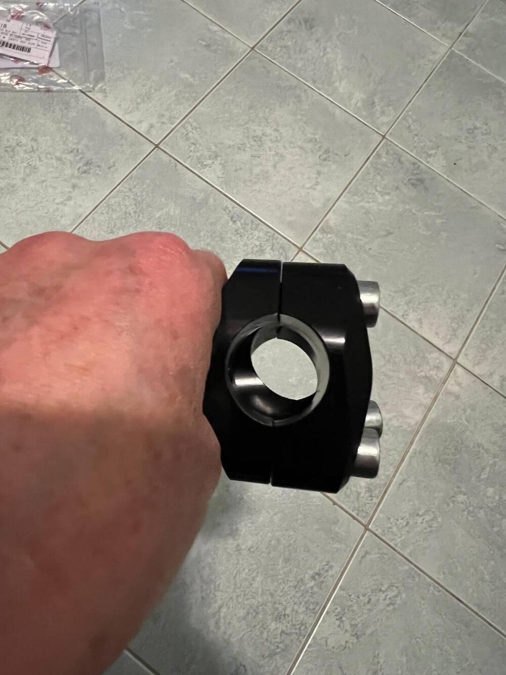 Coppia di RISER ribassati Booster neri (4)