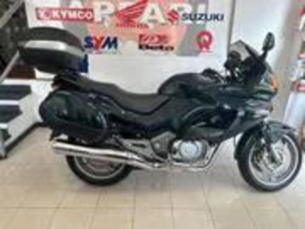 Honda Deauville 650 (1998 - 01) (8)