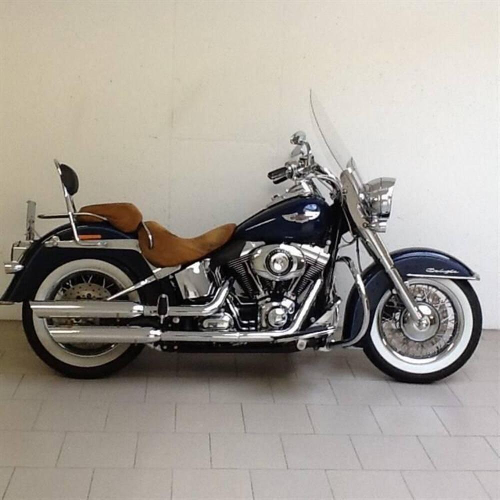 Harley-Davidson 1690 Deluxe ABS (2011 - 16) - FLSTN (2)