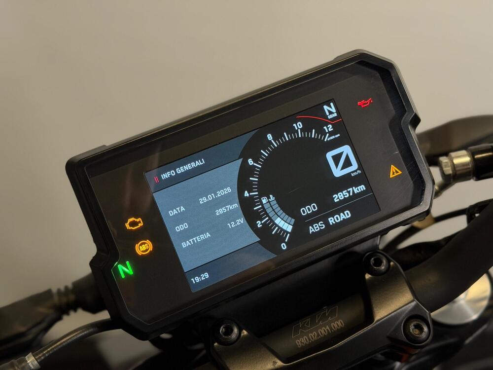 KTM 125 Duke (2024 - 25) (11)