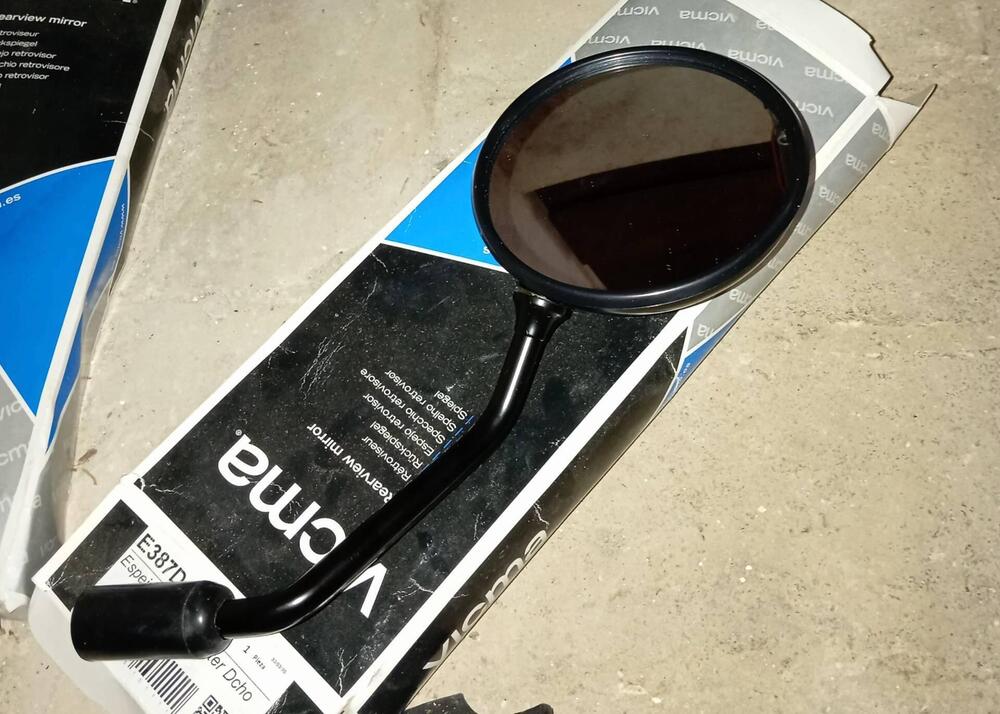 Ducati Monster 750 (1996 - 02) (14)