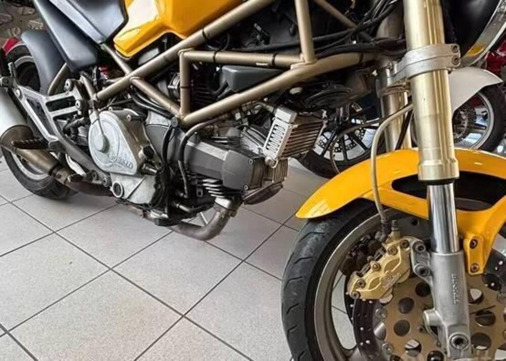 Ducati Monster 750 (1996 - 02) (4)