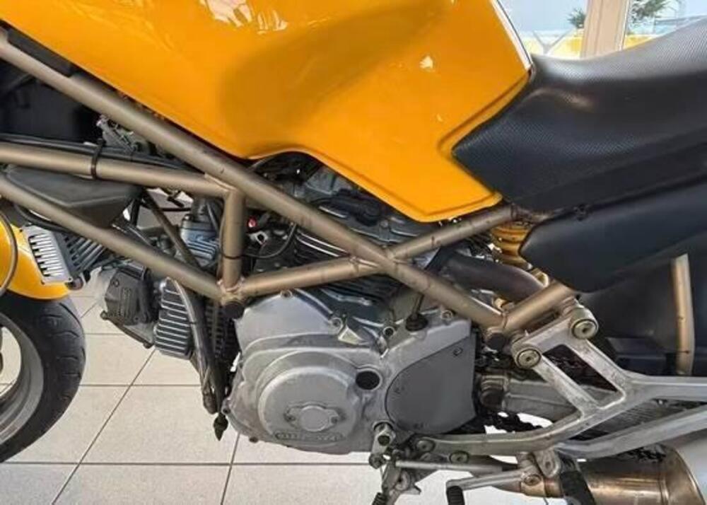 Ducati Monster 750 (1996 - 02) (7)