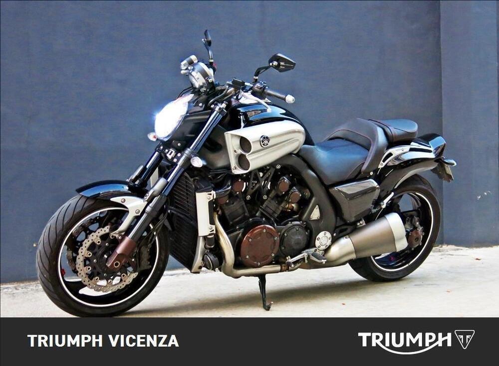 Yamaha VMAX (2008 - 17) (4)