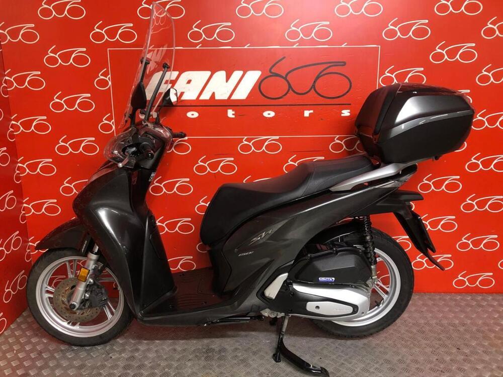 Honda SH 150i (2020 - 23) (3)