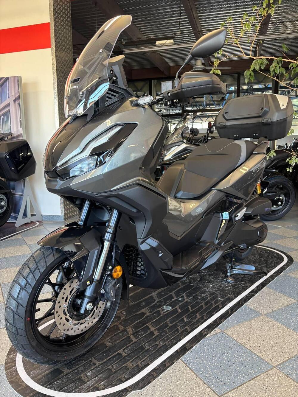 Honda ADV 350 (2025 - 26) (3)