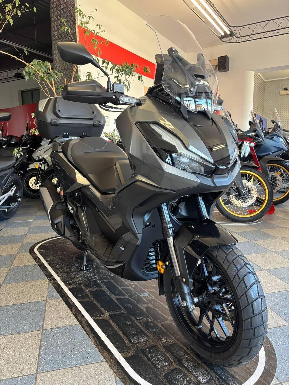 Honda ADV 350 (2025 - 26)