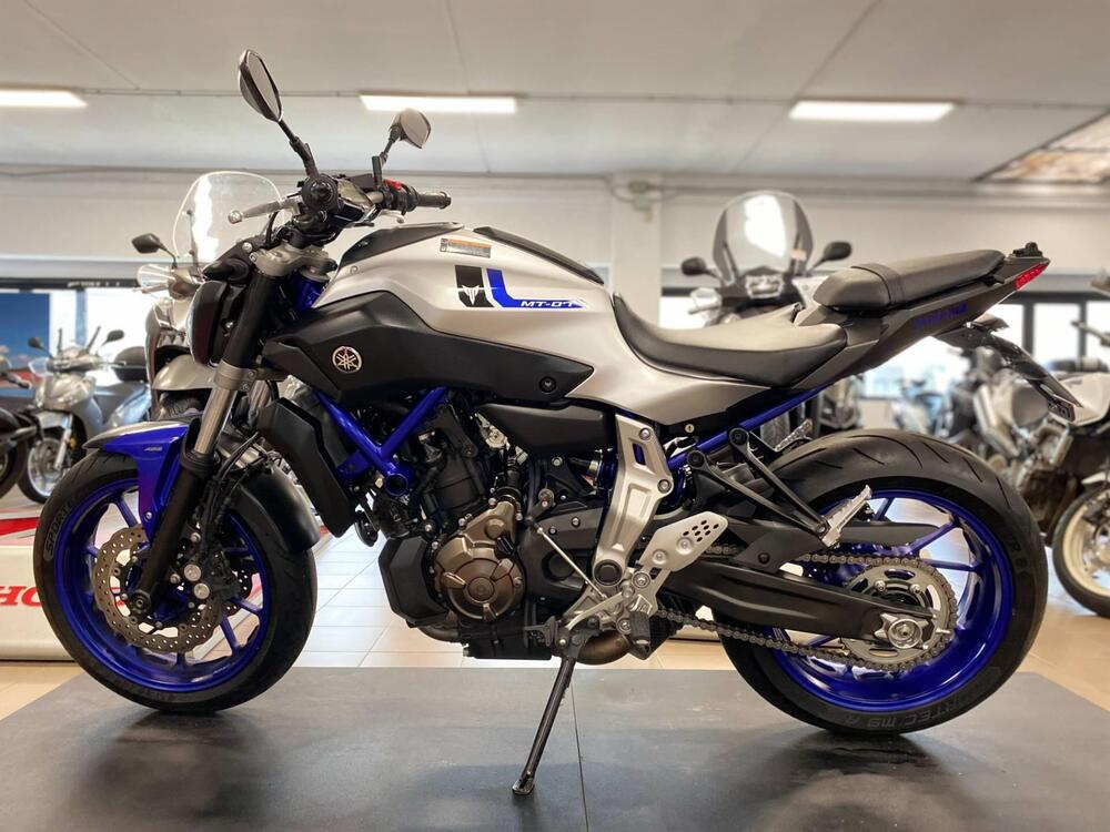 Yamaha MT-07 ABS (2014 - 16) (9)