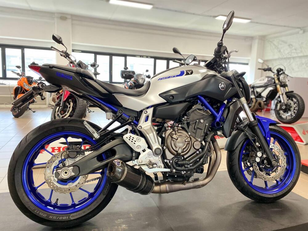 Yamaha MT-07 ABS (2014 - 16) (2)